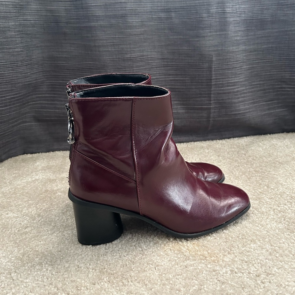 Bershka boots size US 8.5